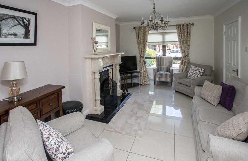 Dungarvan Casa | Sleepy Rock