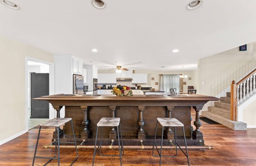 Magnolia Casa | Hermoso Rancho en The Woodlands con Piscina , jacuzi y Lago