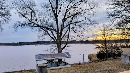Gumberry Casa | Slice of Heaven on the Lake