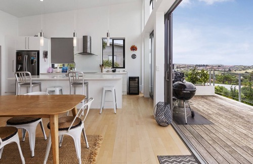 Gulf Harbour Casa | SLICE OF PARADISE - GULF HARBOUR HOLIDAY HOME in Gulf Harbour