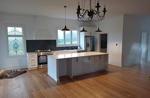 Okaihau Casa | Slice of Paradise Stunning newly renovated villa Pet friendly
