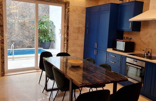 Il-Balluta Casa | Sliema 8 Bedroom House