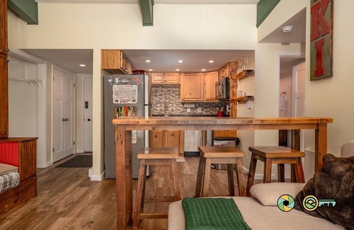 Basye Condominio | Slippery Slope (#231) | Ski/Bike/Golf | On ski slope | Triple-decker bunk beds!