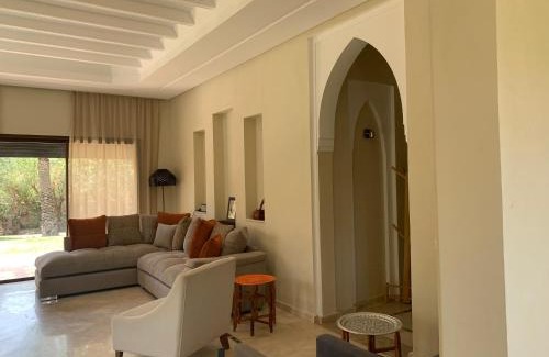 Zaouia Sidi Abdallah Ben Sassi Villa | Sliwa house la Perle de la ville Ocre