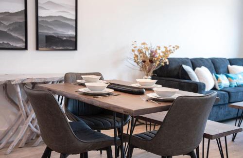 Revelstoke Apartamento | Slopes and Greens by Revelstoke Vacations