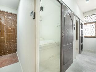 Talat Yot Hostal | Sloth Hostel Khaosan