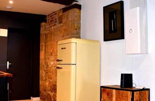Laon Apartamento | Slow Tourism in the historic center of Laon: Terrace, Garden and Bbq