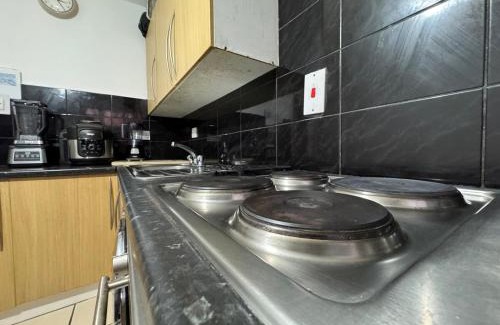 Tottenham Apartamento | SLT Comfy Double Room Tottenham London