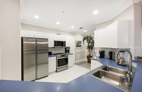 Tropical Cove Condominio | Slumber Beach at Lexington CC Lake Village