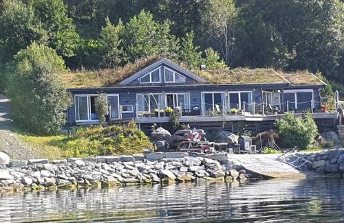 Aheim Casa | Småstranda Fjord Lodge
