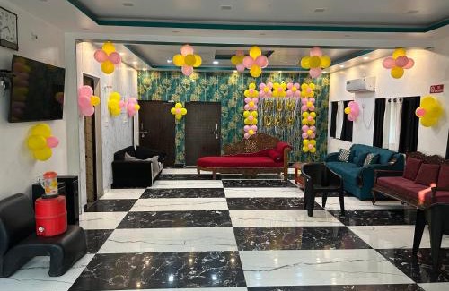 Gomti Nagar Casa | SM Guest House