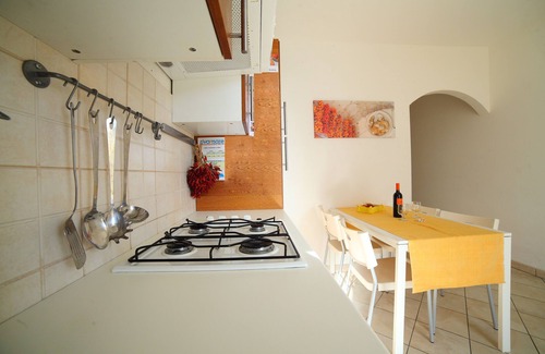 Torre Mozza Apartamento | Apartamento con 4 camas en la planta baja (Afrodita) y a 100 m de la playa.