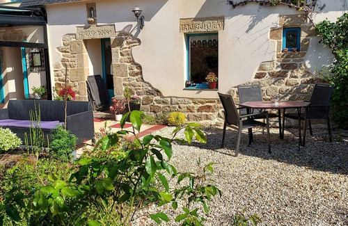 Beuzec-Cap-Sizun Casa | Small Breton farmhouse in a very quiet location