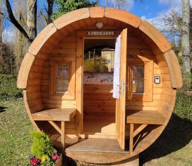 Abilly Casa | Small cosy Bluebell cabin in the French countryside