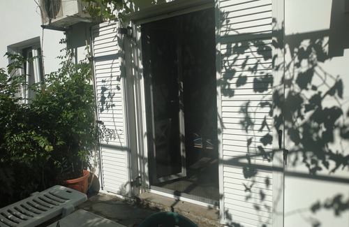 Agios Ioannis Apartamento | Small cosy studio located in a completely green area