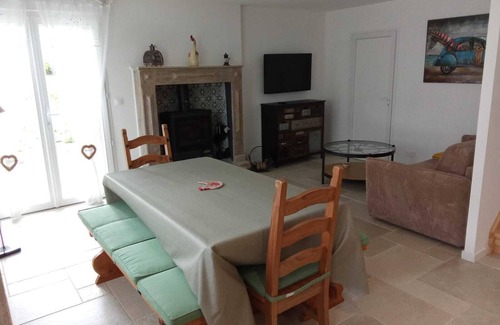 Brehand Casa | Small country house with wood-burning stove, 20 minutes from beaches...