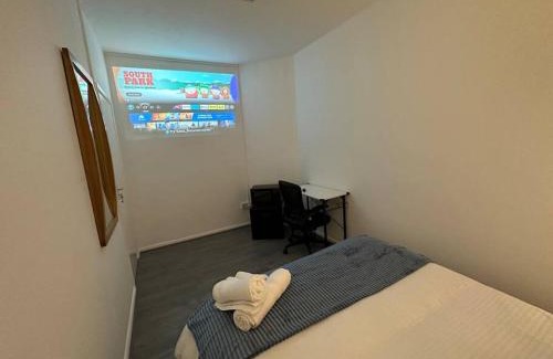 Weavers Casa | Small cozy private bedroom zone1