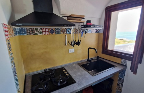 Kamma Apartamento | Pequeño dammuso con piscina compartida y qué vista!