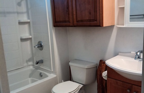 Central Escondido Apartamento | Small detached studio. Quiet. Private parking. Visitors wanting to explore SD.