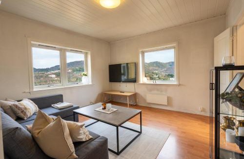 Eidsvag Apartamento | Small house close to nature and city