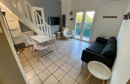Eyguieres Casa | Vrbo Property
