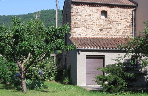 Massiac Casa | Pequeña casa en el corazón del Cantal, Massiac