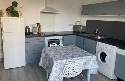 Angoulins Casa | Small house near shops