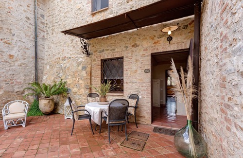 Casole d'Elsa Casa | Pequeña casa con piscina panorámica, terraza y wi fi.