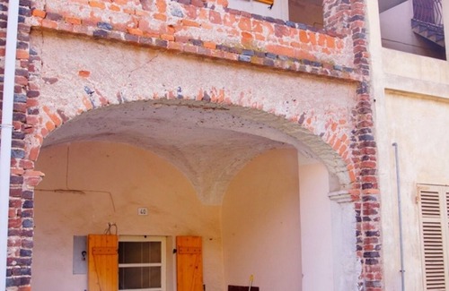 Santa Maria Casa | Pequeña casa italiana con carácter cerca de los lagos italianos