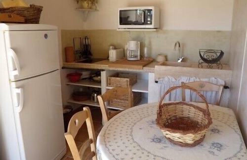 Joucas Apartamento | Provenzal Mazet con piscina, servicio de calidad.