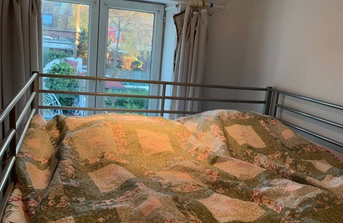 Halluin Cama Y Desayuno | Small room near Belgium