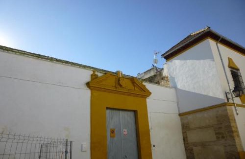 San Francisco-Ribera Casa | SMALL ROOM TO SLEEP 2 PEOPLE IN SHARED APARTMENT. TYPICAL AND QUIET DISTRICT