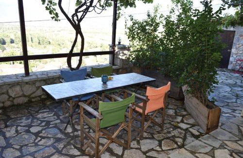 Lilaia Casa | Small Stone Maisonette 1