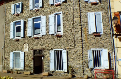 Vicdessos Apartamento | Small Studio on the ground floor - Center of Vicdessos