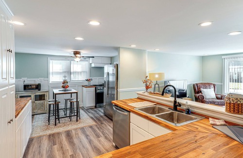 Burgaw Casa | Small-Town Charm & Local Dining: Home in Burgaw!