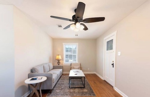 Luling Casa | Small town charmer