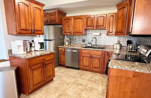 Festus Casa | Small Town Main Street Home, Minutes from the Big City