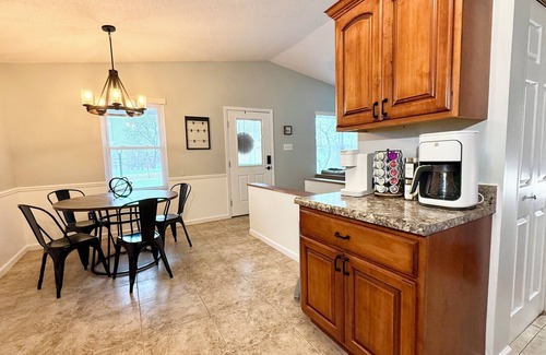 Festus Casa | Small Town Main Street Home, Minutes from the Big City