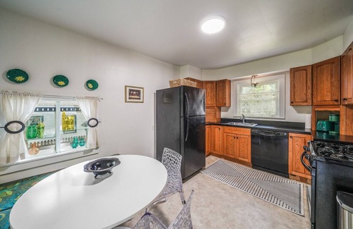 Garrettsville Casa | Small town vibes in Garrettsville