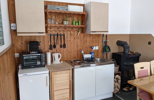 Saalburg-Ebersdorf Apartamento | Small vacation apartment by the Thuringian Sea