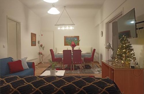 Hydra Casa | Smaragdas Paradise