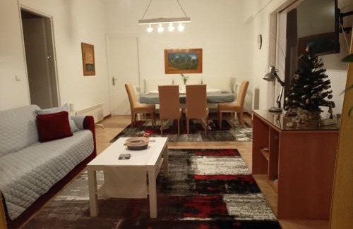 Hydra Casa | Smaragdas Paradise