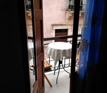 Old Town Apartamento | Smaragdi