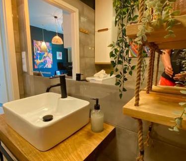 Kielce Apartamento | Smart Art :) z bezpłatnym parkingiem podziemnym