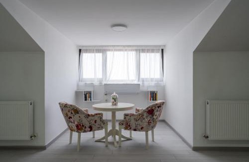 Bucharest Apartamento | Smart Duplex
