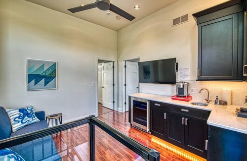 Miller Beach Casa | Entretenimiento frente a la playa, vistas insuperables, comodidades de lujo. Retiros, Reuniones