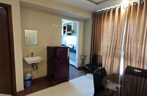Koyambedu Apartamento | Smart Home Service Apart by Stayz Royale