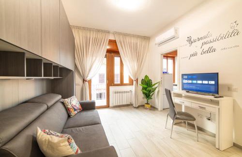 Tuscolano Apartamento | Smart Home - Trilocale con Parcheggio Privato
