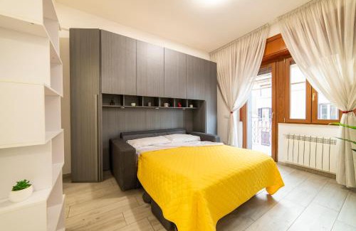 Tuscolano Apartamento | Smart Home - Trilocale con Parcheggio Privato
