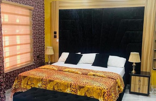 Benin City Apartamento | Smart Jeff apartment